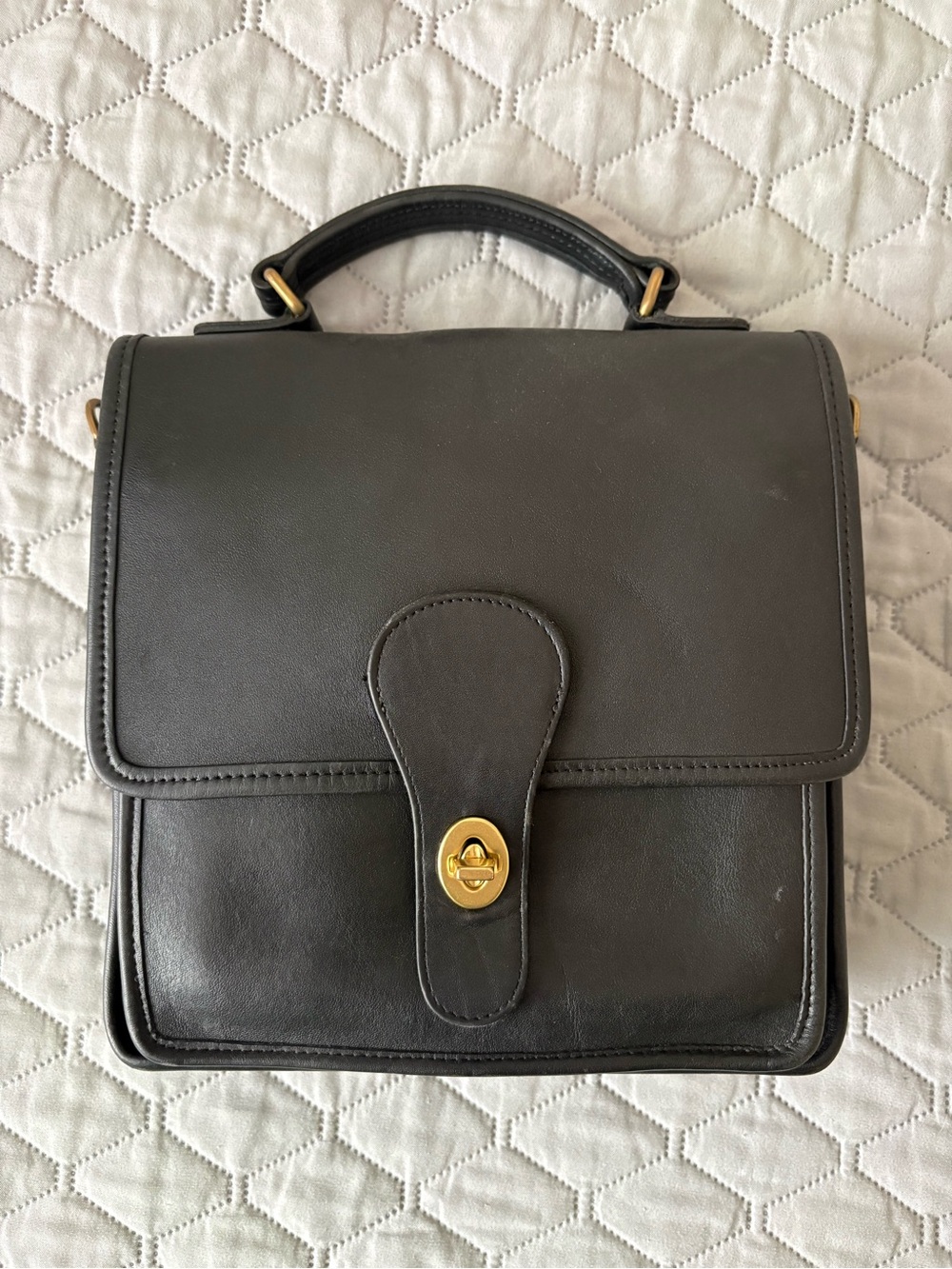 Vintage COACH Black Station Leather Satchel with Top Handle Crossbody